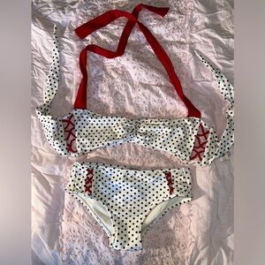 Pin up style bikini